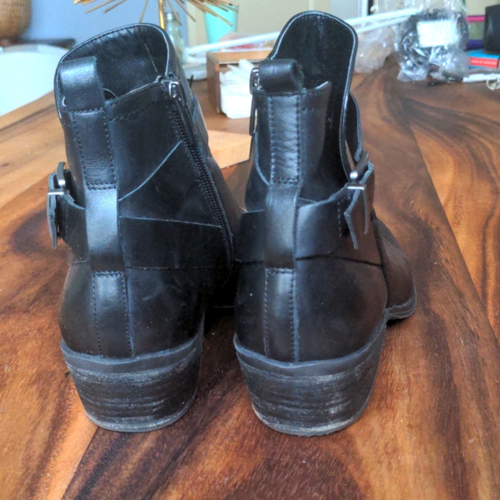 Leather booties - Picture 3 of 6